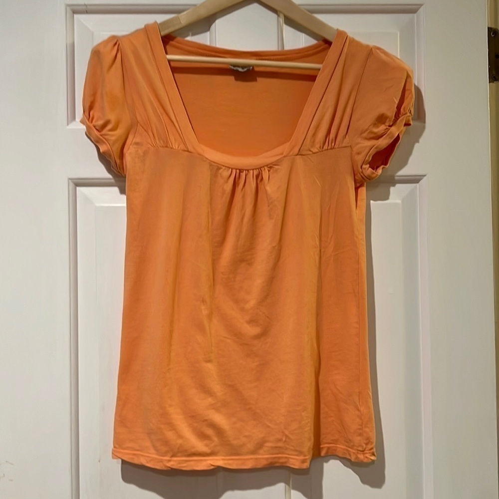 Ric Rac (Anthropologie) peach cap puff sleeve tee